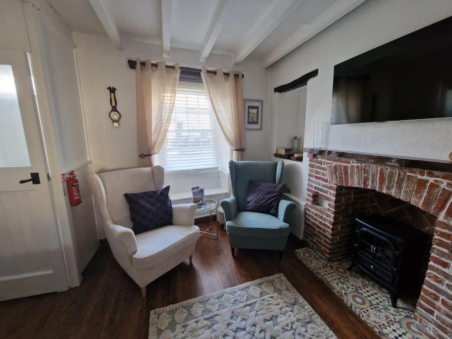 Black Cat Cottage - Central Pickering Grade 2 Listed Cottage ภายนอก รูปภาพ