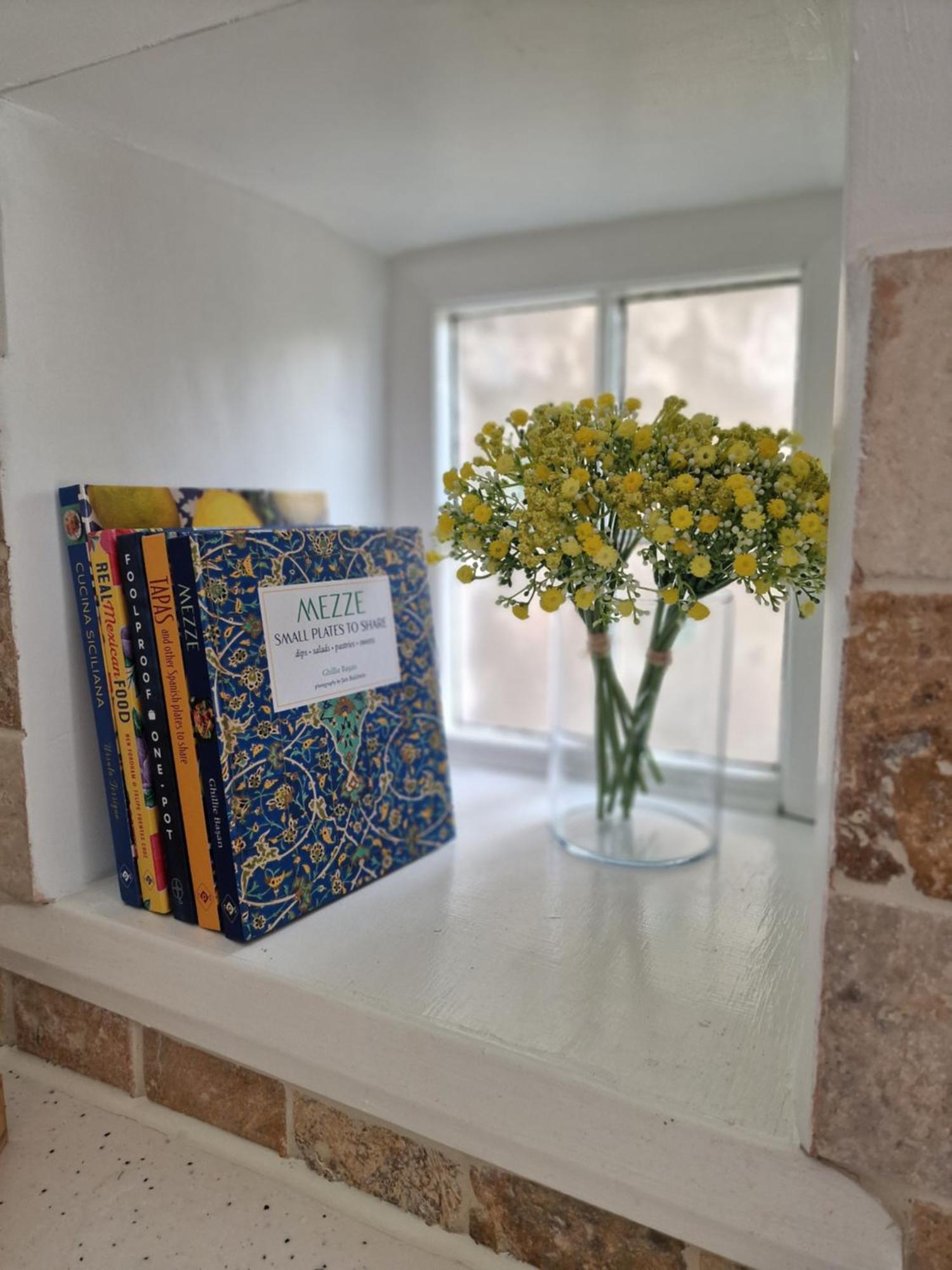 Black Cat Cottage - Heart Of Pickering Cosy Listed Cottage พิกเคอริง ภายนอก รูปภาพ